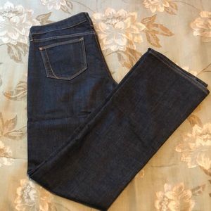 Old Navy “The Flirt” style jeans.